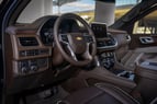 Chevrolet Tahoe (Azul), 2021 para alquiler en Dubai 3