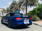 Ford Mustang (Azul), 2019 para alquiler en Dubai 2