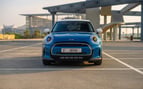 Mini Cooper (Bleue), 2024 à louer à Abu Dhabi 0