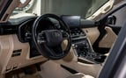 在迪拜 租 Toyota Land Cruiser (米色), 2022 4
