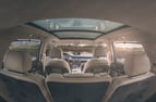 Audi Q7 (Marón), 2018 para alquiler en Dubai 0
