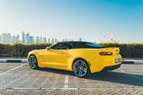 在迪拜 租 Chevrolet Camaro (黄色), 2019 4