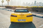 在迪拜 租 Chevrolet Camaro (黄色), 2019 5