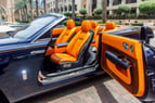 Blue Rolls Royce Dawn Cabrio (Dark Blue), 2019 para alquiler en Dubai 1