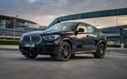 BMW X6 M-kit (Donker Blauw), 2022 te huur in Abu-Dhabi