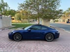 Porsche 911 Carrera (Dunkelblau), 2022  zur Miete in Dubai