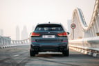 BMW X1 (Dunkelgrau), 2021  zur Miete in Abu Dhabi 1