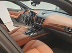 Maserati Levante S (Gris Oscuro), 2019 para alquiler en Dubai 2