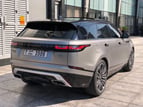 Range Rover Velar (Gris Oscuro), 2018 para alquiler en Dubai 2