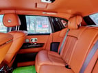 Rolls-Royce Phantom (Grigio Scuro), 2021 in affitto a Dubai 5
