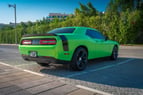 Dodge Challenger (Зеленый), 2018 для аренды в Дубай 0