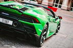 Lamborghini Evo Spyder (verde), 2021 in affitto a Sharjah