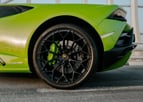 Lamborghini Evo (verde), 2020 in affitto a Dubai 2