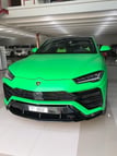 Lamborghini Urus (Verde), 2020 para alquiler en Dubai 1