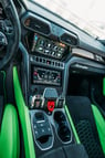 Lamborghini Urus Capsule (Verde), 2021 para alquiler en Dubai 2