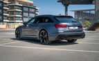 Audi RS6 (Gris Oscuro), 2022 para alquiler en Abu-Dhabi 1