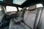 Audi RS6 (Grigio), 2023 in affitto a Abu Dhabi 5