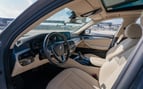 BMW 5 Series (Gris), 2021 para alquiler en Abu-Dhabi 3