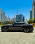 Ford Mustang Mach 1 V8 (Gris), 2022 para alquiler en Dubai 1