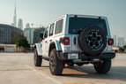 Jeep Wrangler Rubicon (Argent), 2022 à louer à Sharjah