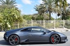 Lamborghini Evo (Grigio), 2020 in affitto a Dubai 3