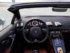 在迪拜 租 Lamborghini Huracan Evo Spyder (灰色), 2023 6