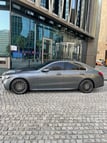 Mercedes C200 (Серый), 2022 для аренды в Дубай 1