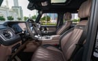Mercedes G63 AMG (Grise), 2023 à louer à Abu Dhabi 3