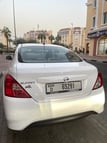 Nissan Sunny (Grise), 2021 à louer à Dubai 4