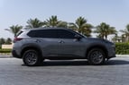 Nissan Xtrail (Gris), 2024 para alquiler en Abu-Dhabi
