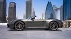 إيجار Porsche 911 Carrera Cabrio (اللون الرمادي), 2021 في دبي 1