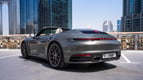 Porsche 911 Carrera Cabrio (Grise), 2021 à louer à Abu Dhabi 2