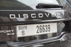 Range Rover Discovery (Grau), 2019  zur Miete in Dubai 1