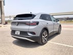 Volkswagen ID.4 (Gris), 2021 para alquiler en Dubai 5