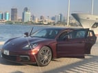 Porsche Panamera (Бардовый), 2019 для аренды в Дубай 1
