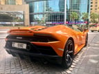 Lamborghini Evo Spyder (naranja), 2021 para alquiler en Dubai 3