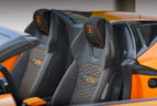 Lamborghini Huracan Evo Spyder (Orange), 2020  zur Miete in Abu Dhabi 5
