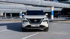 Nissan Xtrail (Bianco perla), 2024 in affitto a Sharjah 0