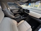 Nissan Xtrail (Perle blanche), 2024 à louer à Abu Dhabi 6