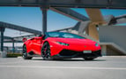 Lamborghini Huracan Spyder (rojo), 2018 para alquiler en Dubai 0