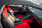 Lamborghini Huracan Spyder (rojo), 2018 para alquiler en Dubai 1