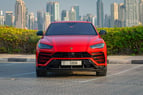 Lamborghini Urus (rojo), 2020 para alquiler en Sharjah 0