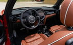 Mini Cooper S 2 doors cabrio (Rood), 2024 te huur in Dubai