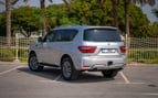 Nissan Patrol Platinum V6 (Blanco gris), 2021 para alquiler en Dubai 1