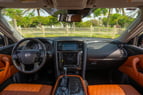 在沙迦 租 Nissan Patrol Platinum V6 (白灰), 2021 4
