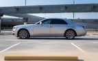 Rolls Royce Ghost (Серебристо-серый), 2022 для аренды в Абу-Даби 1
