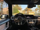 在迪拜 租 Mercedes G63 AMG (白灰), 2022 4