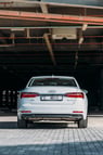 Audi A6 (Blanc), 2021 à louer à Abu Dhabi 2