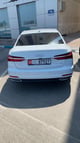 Audi A6 (Bianca), 2021 in affitto a Dubai 0