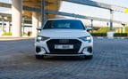 Audi A3 (Blanco), 2024 para alquiler en Abu-Dhabi 1